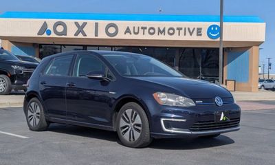 2016 Volkswagen E-Golf SE