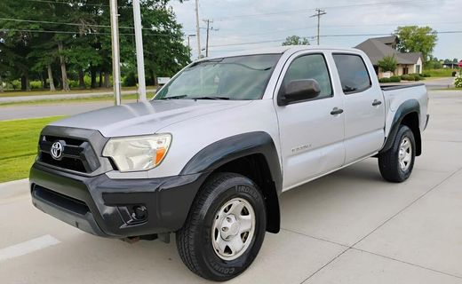 2013 Toyota Tacoma Delux