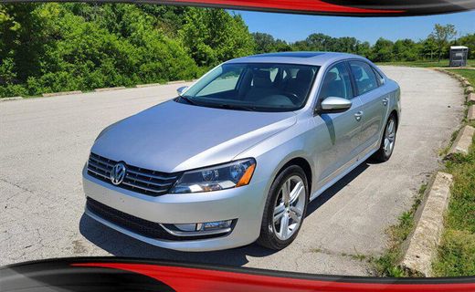 2012 Volkswagen Passat SEL