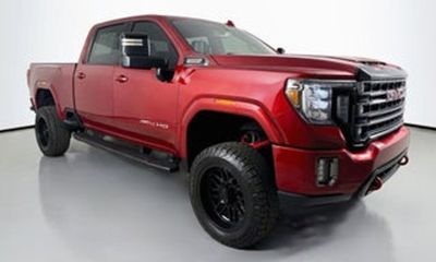 2023 GMC Sierra HD AT4