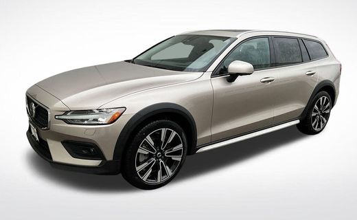 2026 Volvo V60CC Ultra