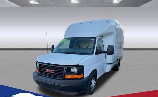 2017 GMC Savana 3500