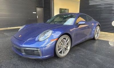2022 Porsche 911 Carrera 4
