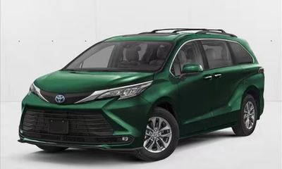 2026 Toyota Sienna XLE