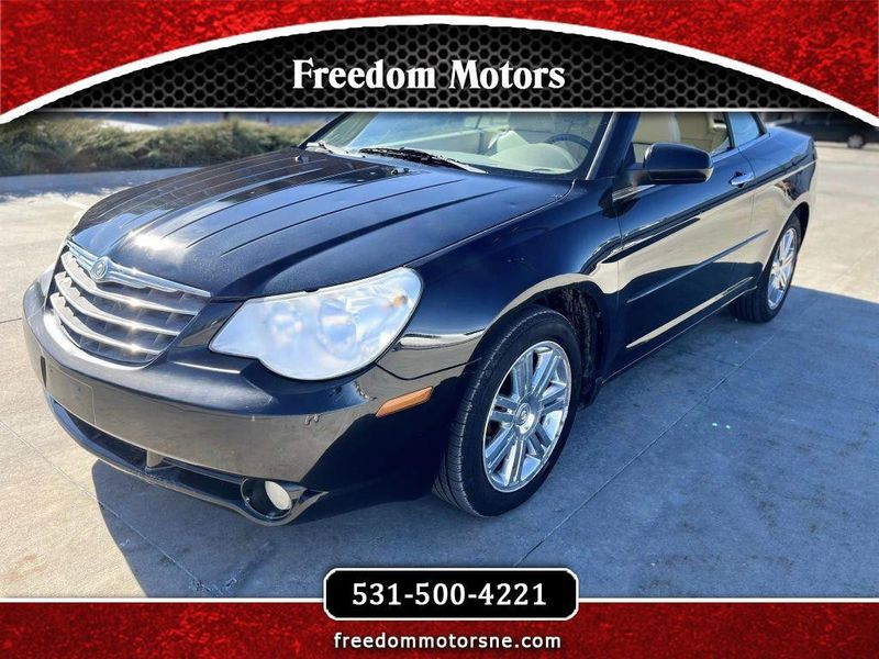 2008 Chrysler Sebring — a typically priced live listing