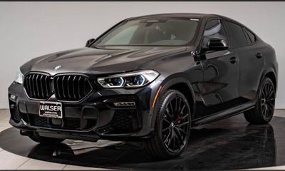 2021 BMW X6 M50I