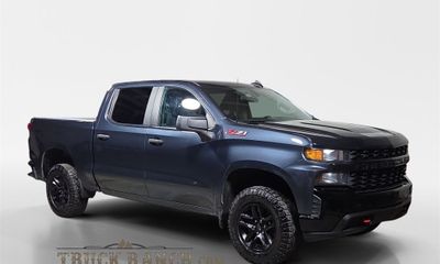 2019 Chevrolet Silverado Trail Boss Custom