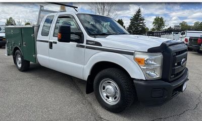 2013 Ford F-250 SD Utility Pick