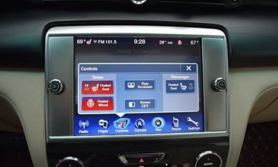 2014 Maserati Quattroporte Essence
