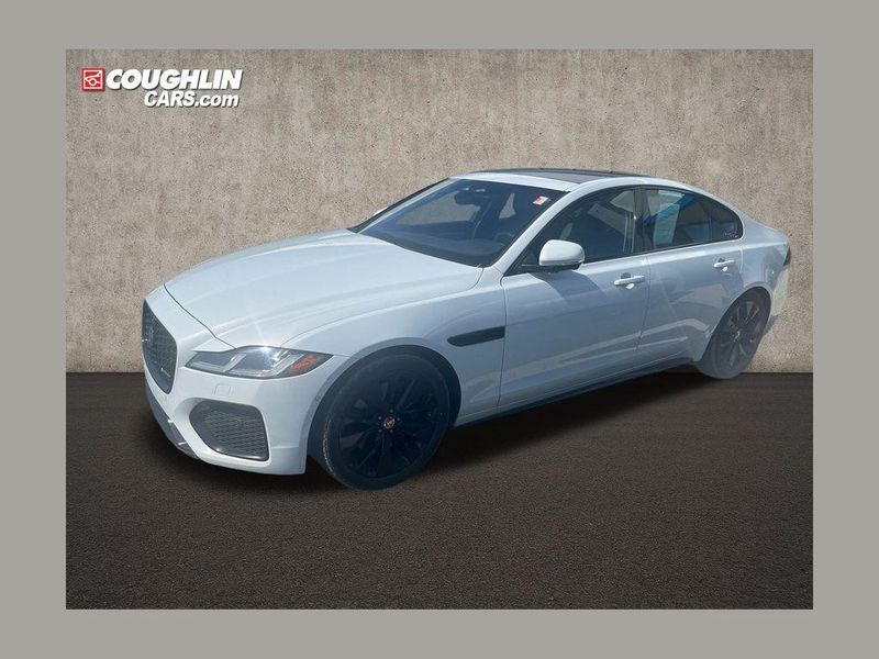 2021 Jaguar XF — a typically priced live listing