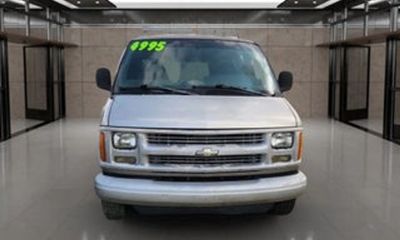 2002 Chevrolet Express 3500