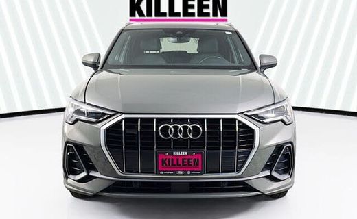 2022 Audi Q3