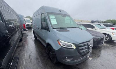 2024 Mercedes-Benz Sprinter 907 VS30