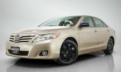 2010 Toyota Camry LE