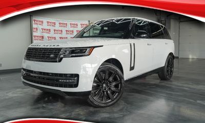 2023 Land Rover Range SE