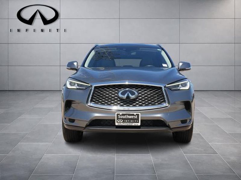 2023 Infiniti QX50 — a typically priced live listing