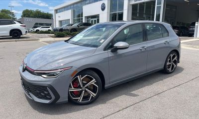 2026 Volkswagen Golf GTI SE