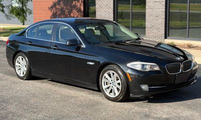 2011 BMW 528I I