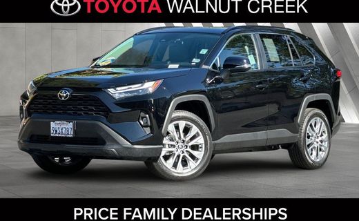 2025 Toyota RAV4 XLE Premium