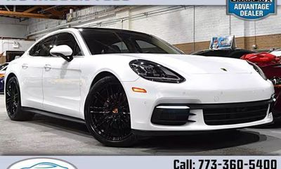 2018 Porsche Panamera 4S