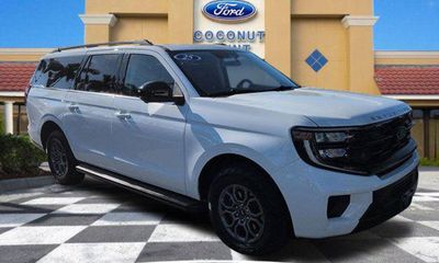 2025 Ford Expedition MAX Active