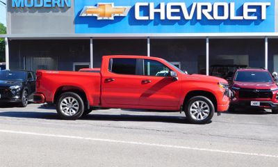 2026 Chevrolet Silverado Custom