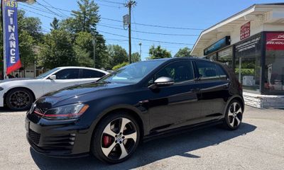 2016 Volkswagen Golf GTI 2 0T Base