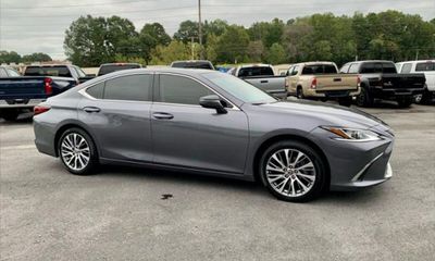 2019 Lexus ES 350