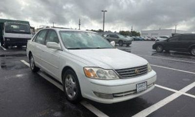2005 Toyota Avalon SDN Touring Natl