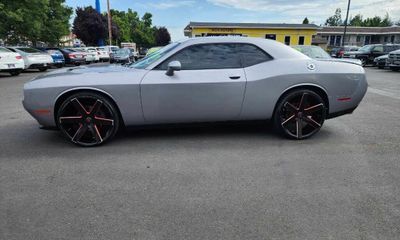 2015 Dodge Challenger SXT Plus