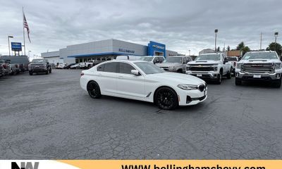 2022 BMW 530i