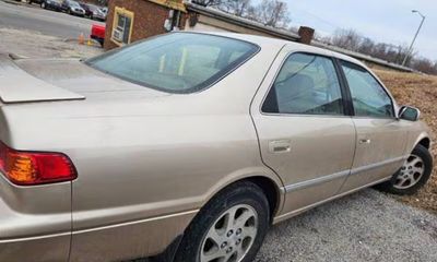 2000 Toyota Camry XLE