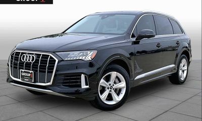 2023 Audi Q7 Quattro Premium