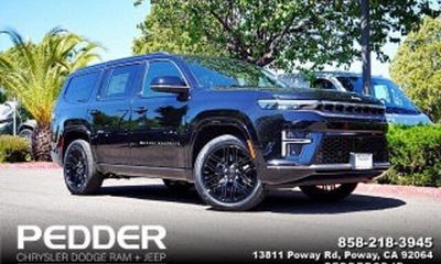 2026 Jeep Grand Wagoneer Base