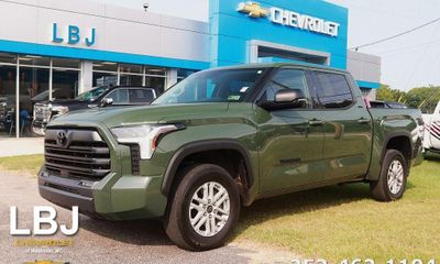 2023 Toyota Tundra SR5