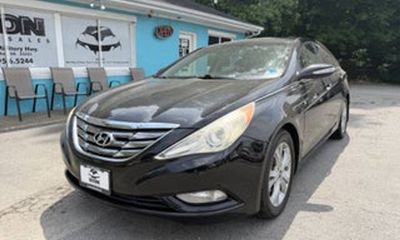 2011 Hyundai Sonata Middle Level