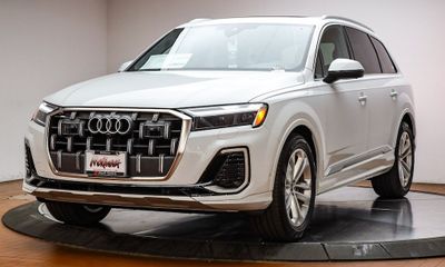 2026 Audi Q7 Quattro Premium Plus