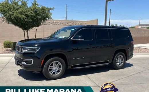 2023 Jeep Wagoneer Base