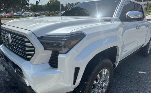 2024 Toyota Tacoma TRD