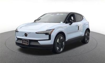 2026 Volvo EX30 Plus