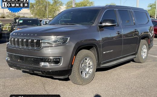 2023 Jeep Wagoneer Base