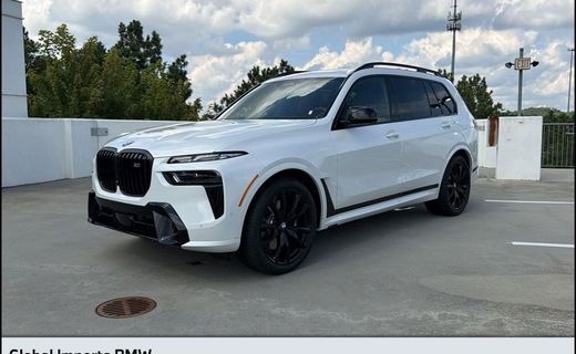 2027 BMW X7 M60i