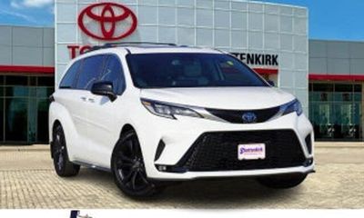 2023 Toyota Sienna XSE
