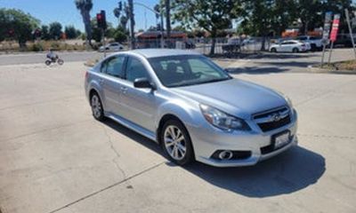 2013 Subaru Legacy Premium M R