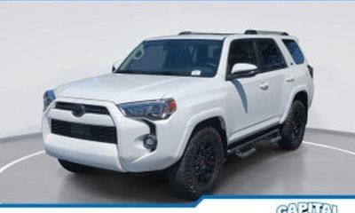 2023 Toyota 4RUNNER SR5 Prem