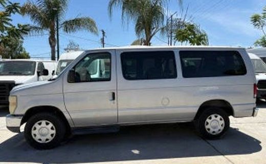 2010 Ford E-350 Econoline
