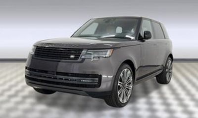 2026 Land Rover Range SE