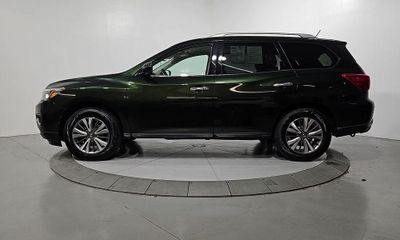 2018 Nissan Pathfinder S