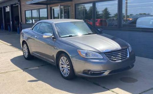 2013 Chrysler 200 Limited