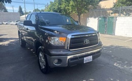 2013 Toyota Tundra SR5